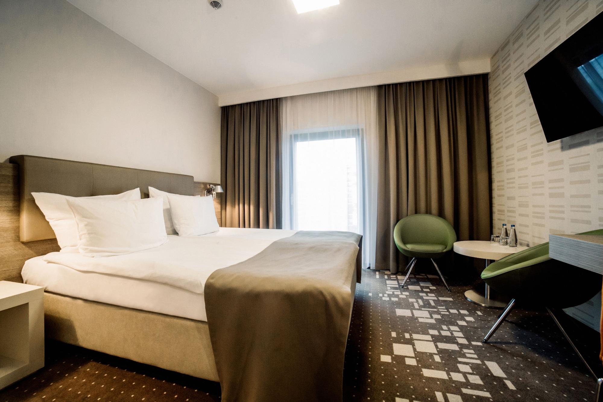 Q Hotel Plus Wroclaw Dış mekan fotoğraf