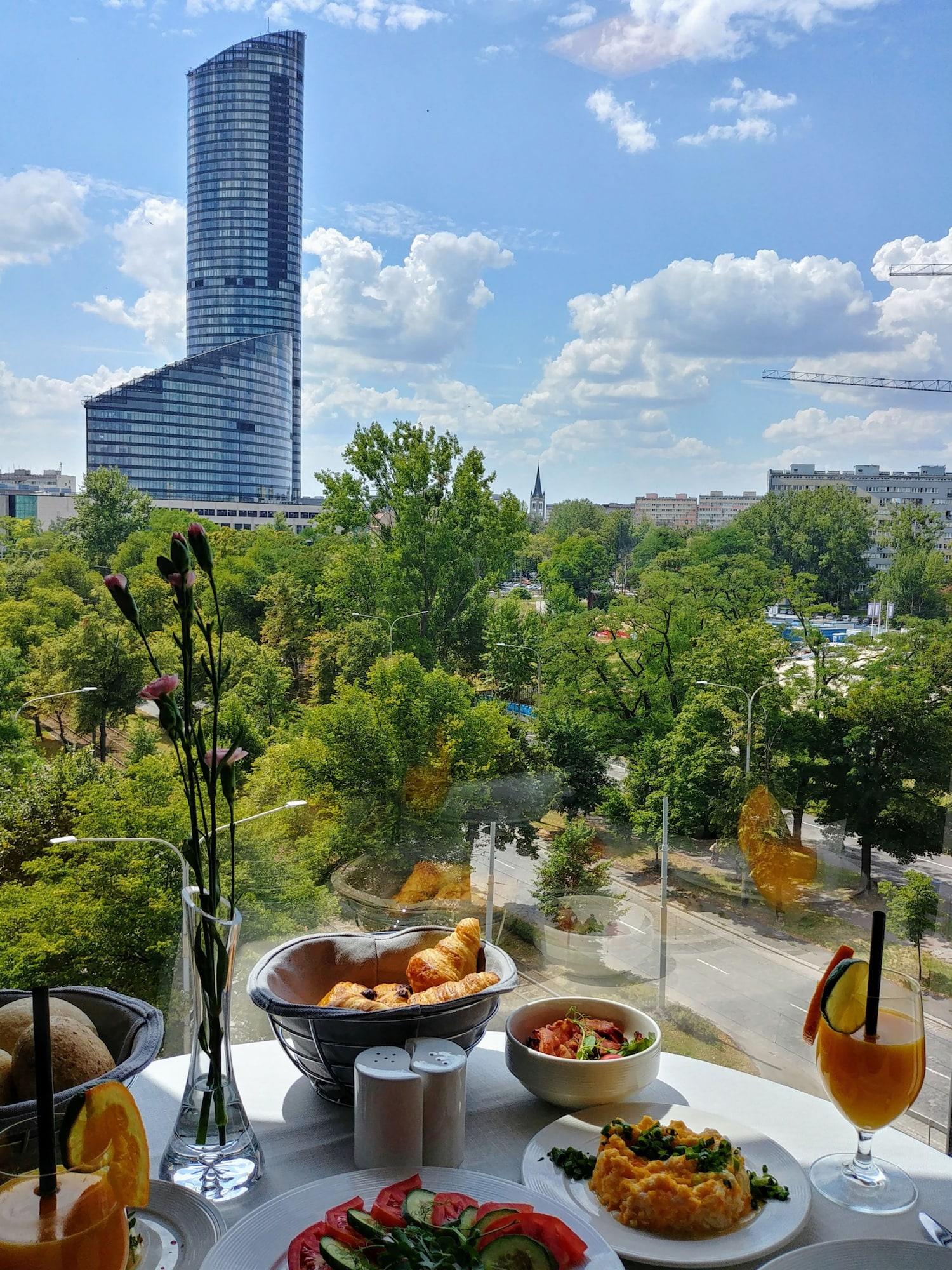 Q Hotel Plus Wroclaw Dış mekan fotoğraf