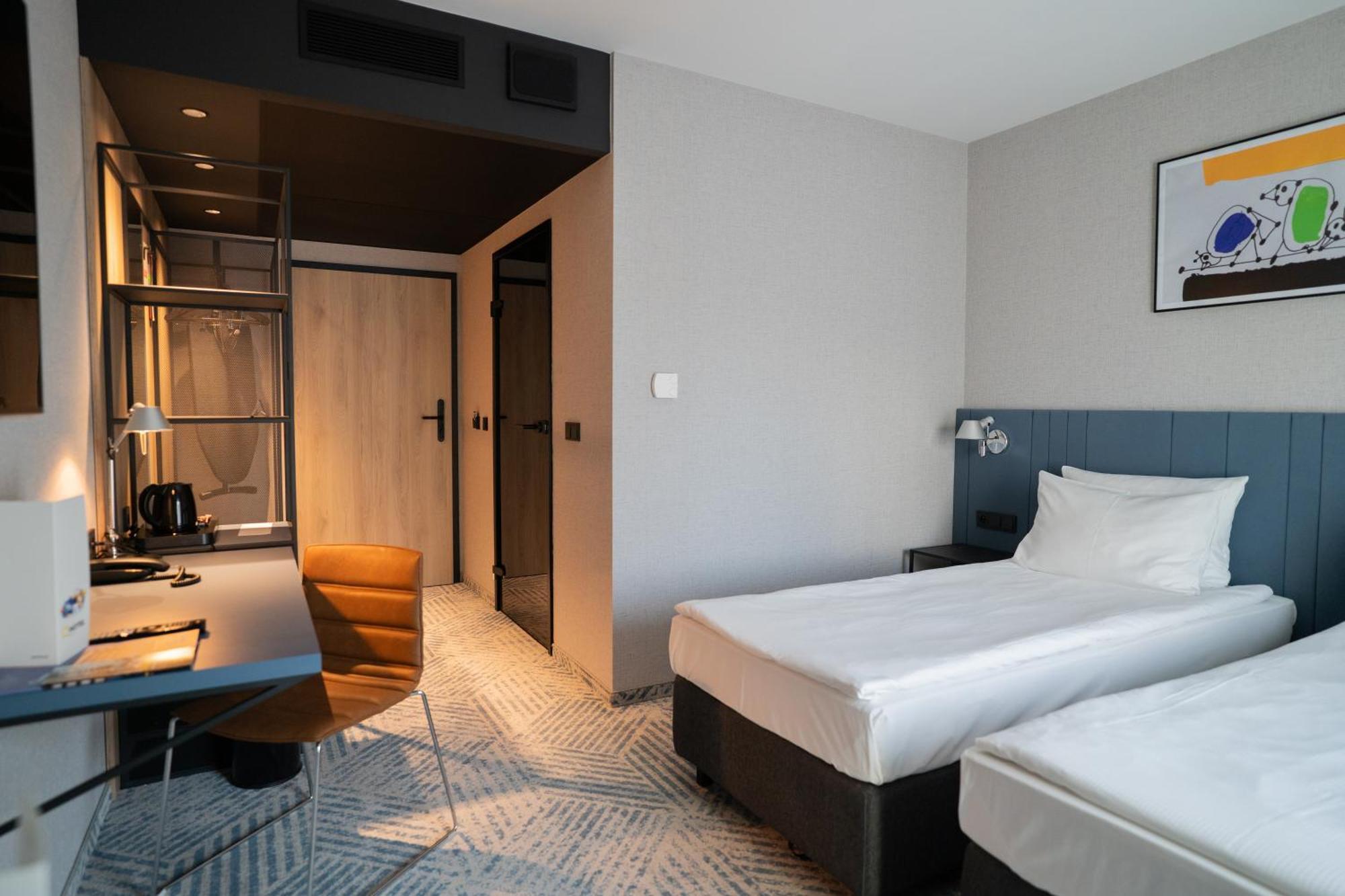 Q Hotel Plus Wroclaw Dış mekan fotoğraf