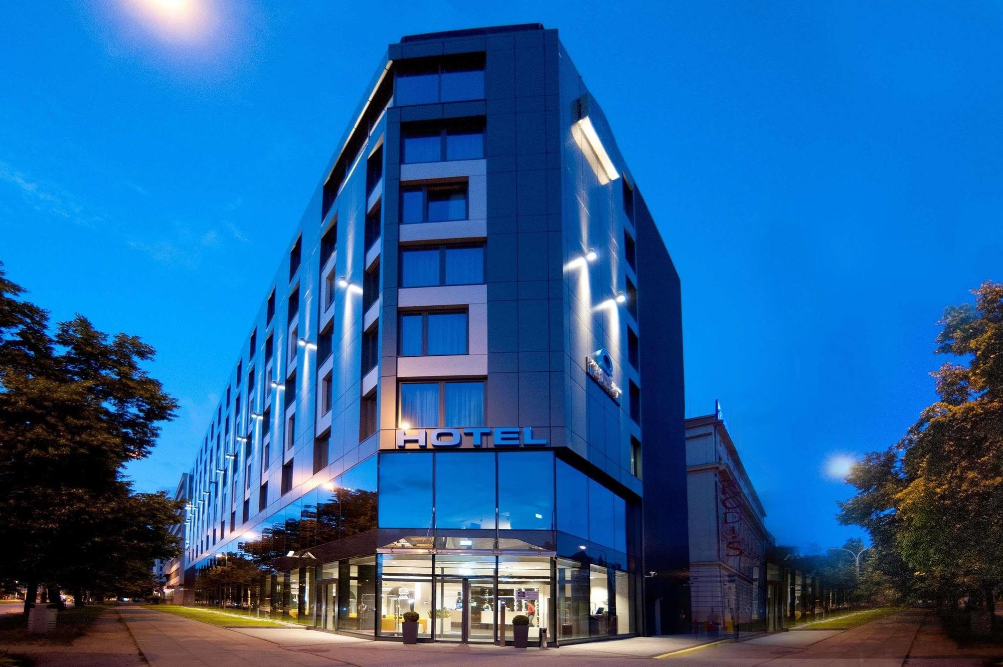 Q Hotel Plus Wroclaw Dış mekan fotoğraf
